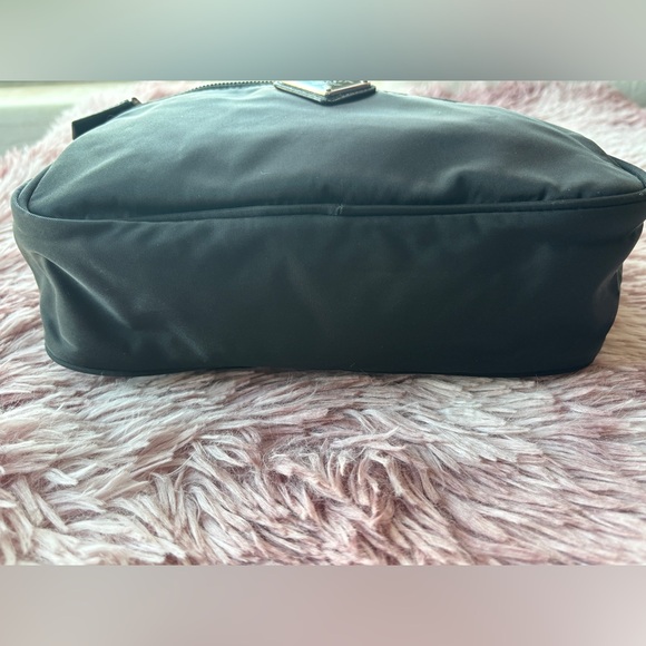 Prada Re-Nylon Camera Crossbody Bag Black - Picture 3 of 11